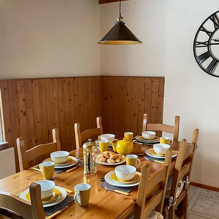 West House * Fylingthorpe